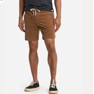 Vuori Terracotta Color “Optimist” Corduroy Shorts Size Medium New Without Tags!